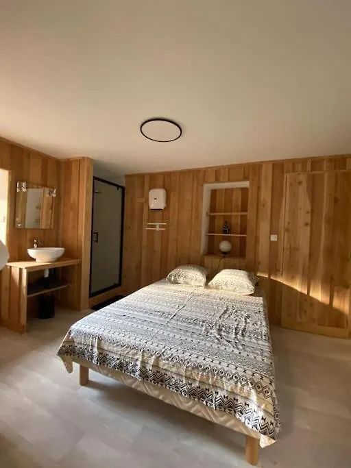 Holiday home Gite : La Vieille Batisse. La Baume-Cornillane