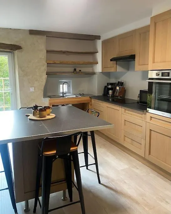 Holiday home Gite : La Vieille Batisse. La Baume-Cornillane